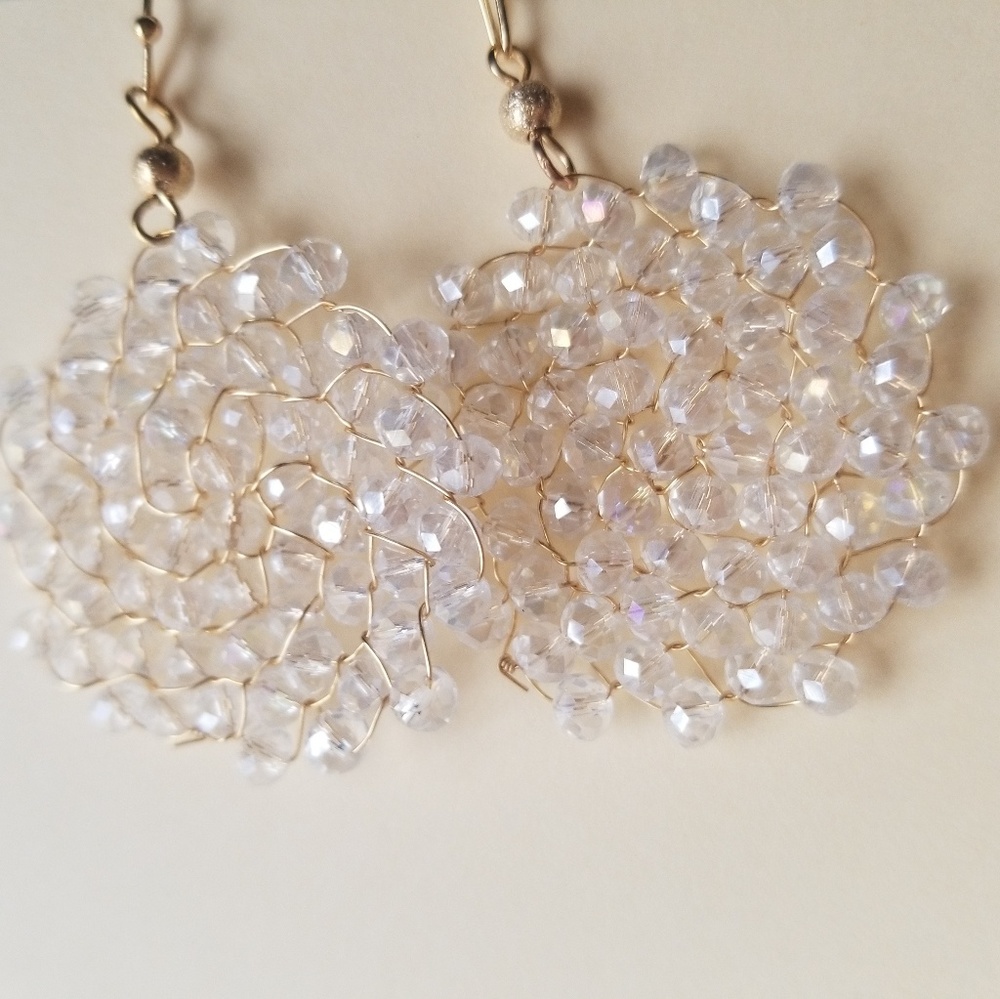 💜💜JUST IN 💜💜Crystal beaded earrings